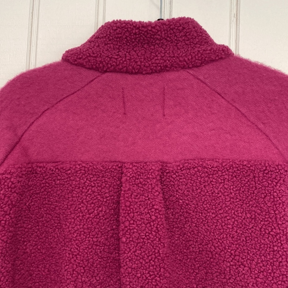 Urban Outfitters BDG Kas Sherpa Pieced
Oversized Pullover Sweatshirt Plum/Purple - Picture 10 of 16